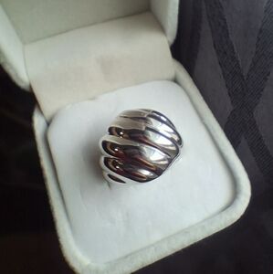 White Bronzo Italia Twisted/Ribbed Dome Ring
